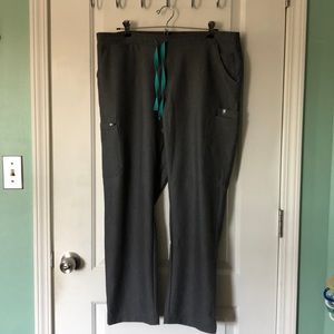 FIGS skinny leg scrub pants LARGE PETITE